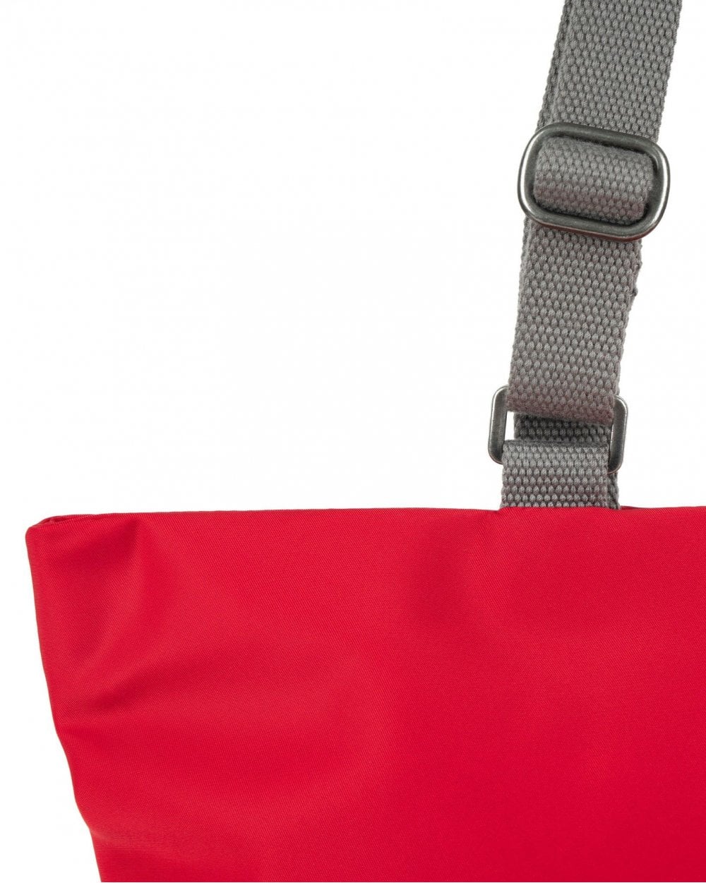 Trafalgar B Cranberry Recycled Nylon