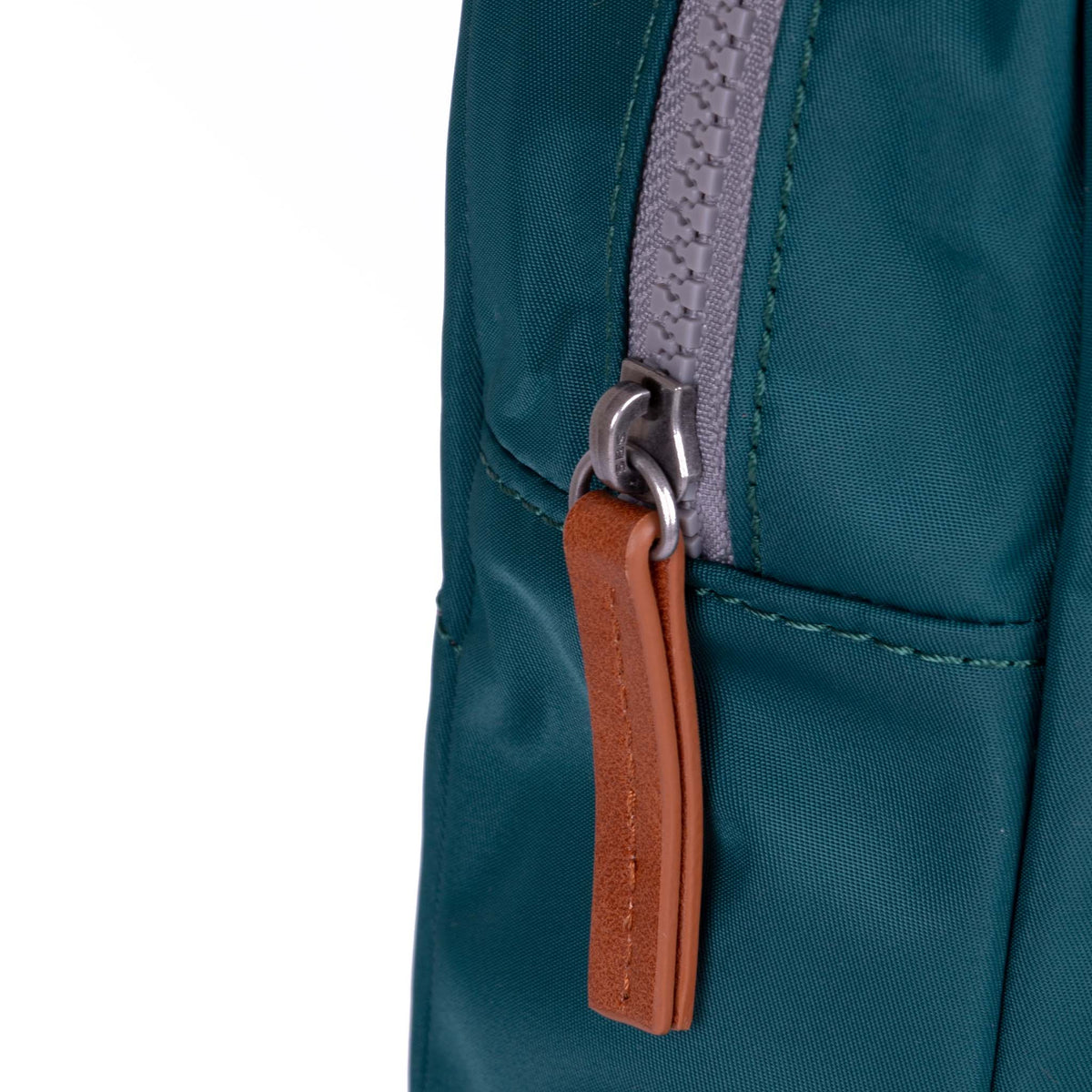 Willesden Sling In Teal Nylon