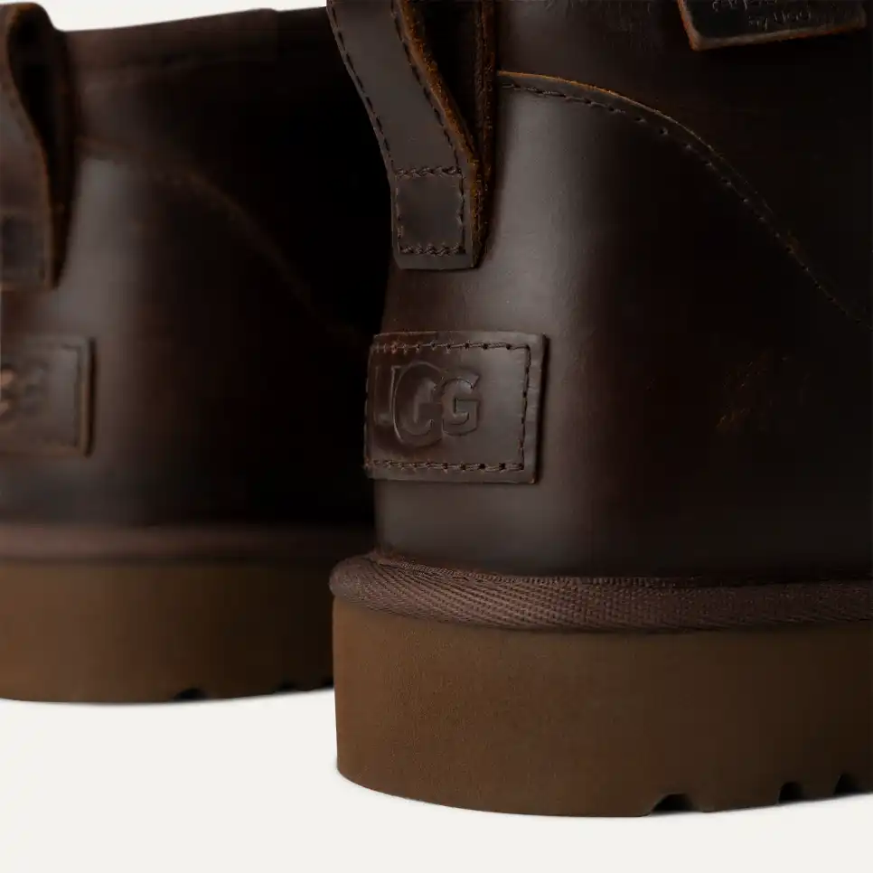 Men's Classic Ultra Mini Leather Regenerate Boot