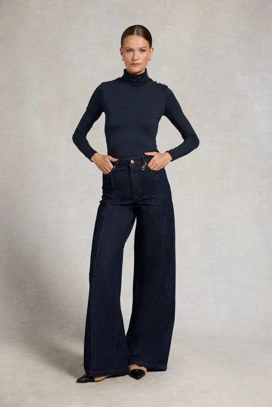 Essential Roll Neck