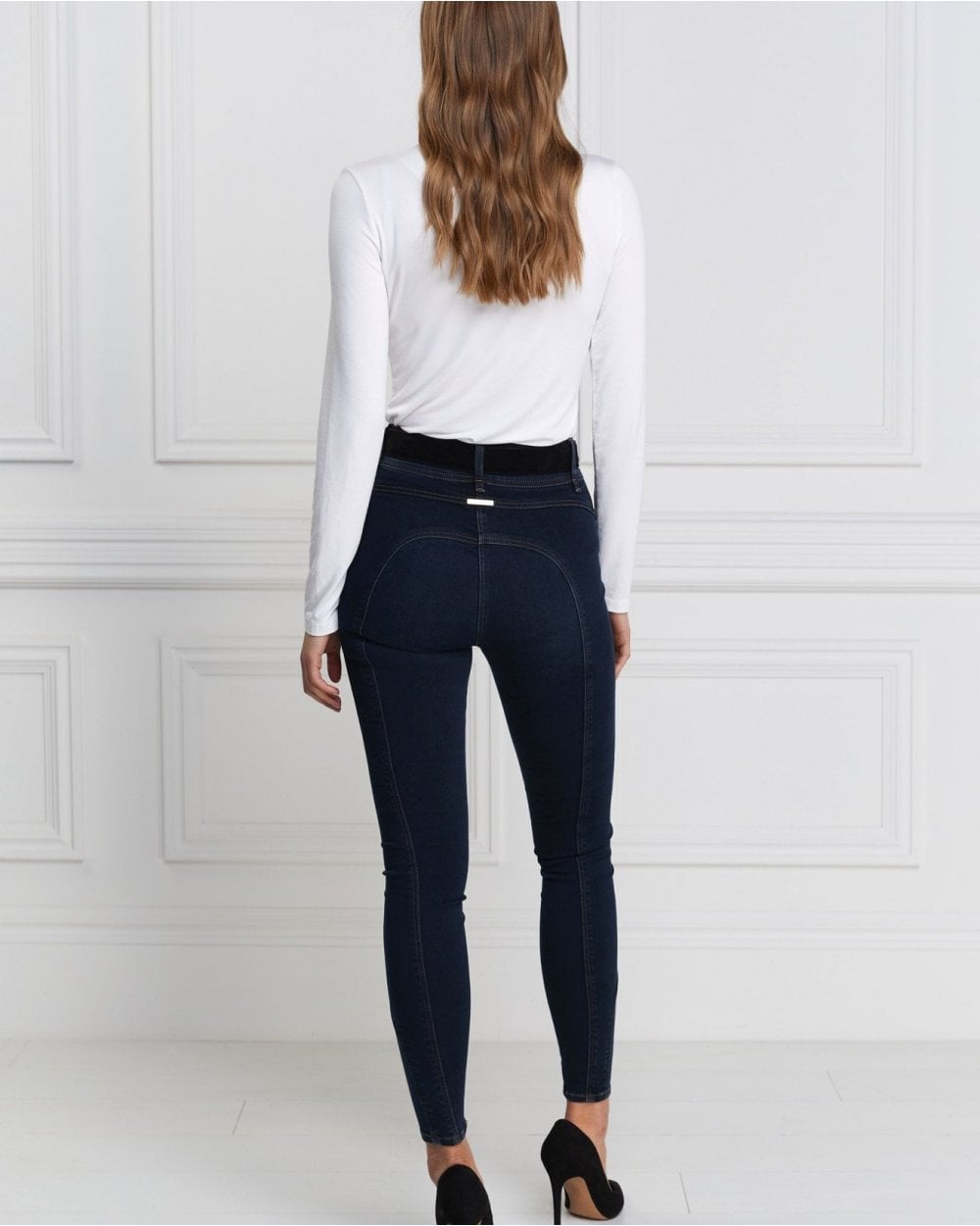 Long Sleeve Crew Neck Tee