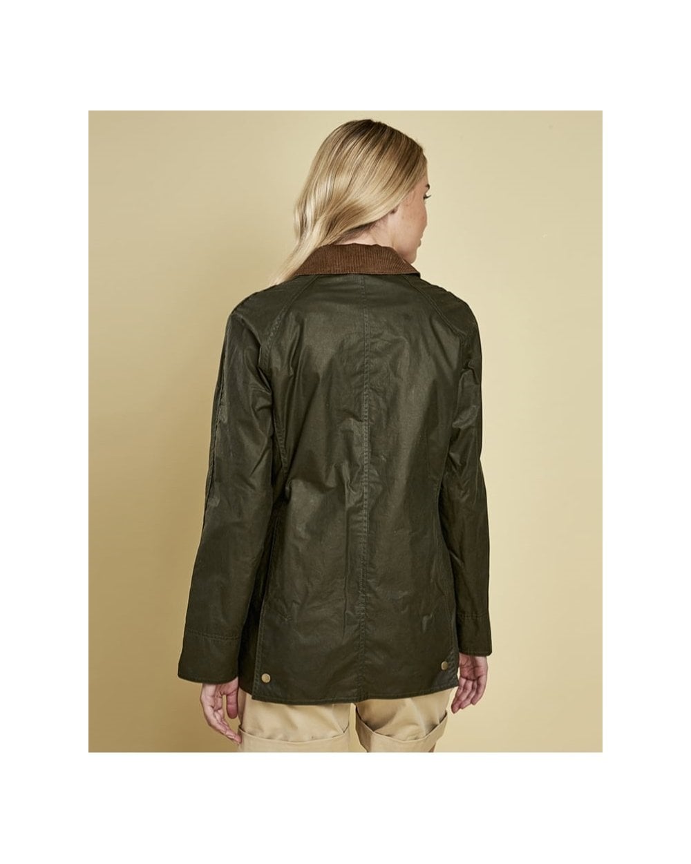 Lightweight Beadnell Waxed Jacket