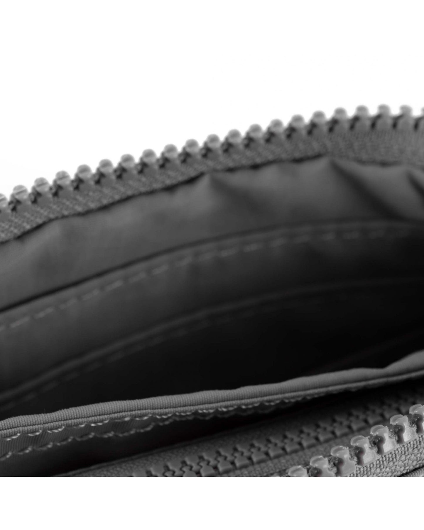 Carnaby Small Classic Wallet Grey