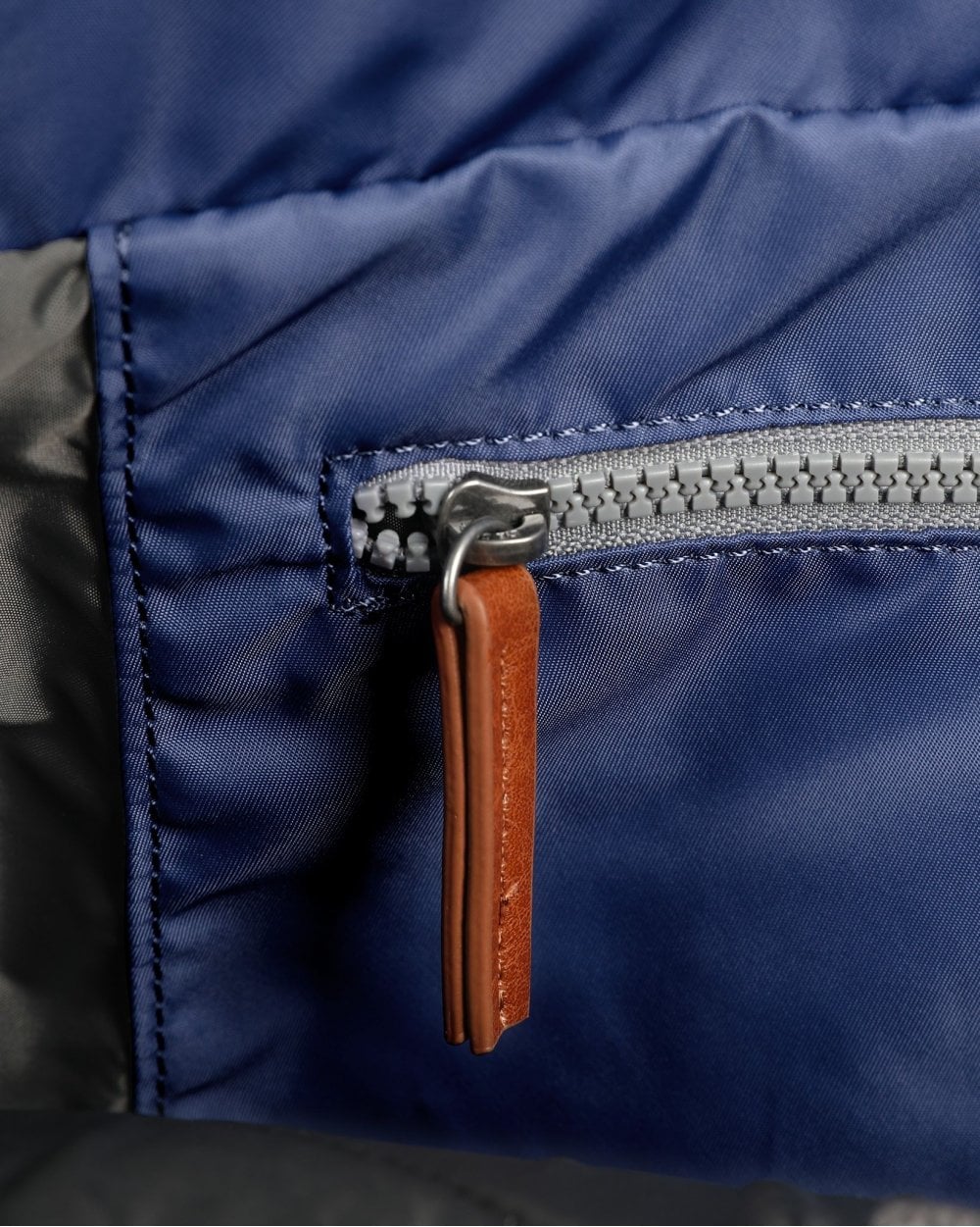 Bantry B Burnt Blue Medium Recycled Nylon