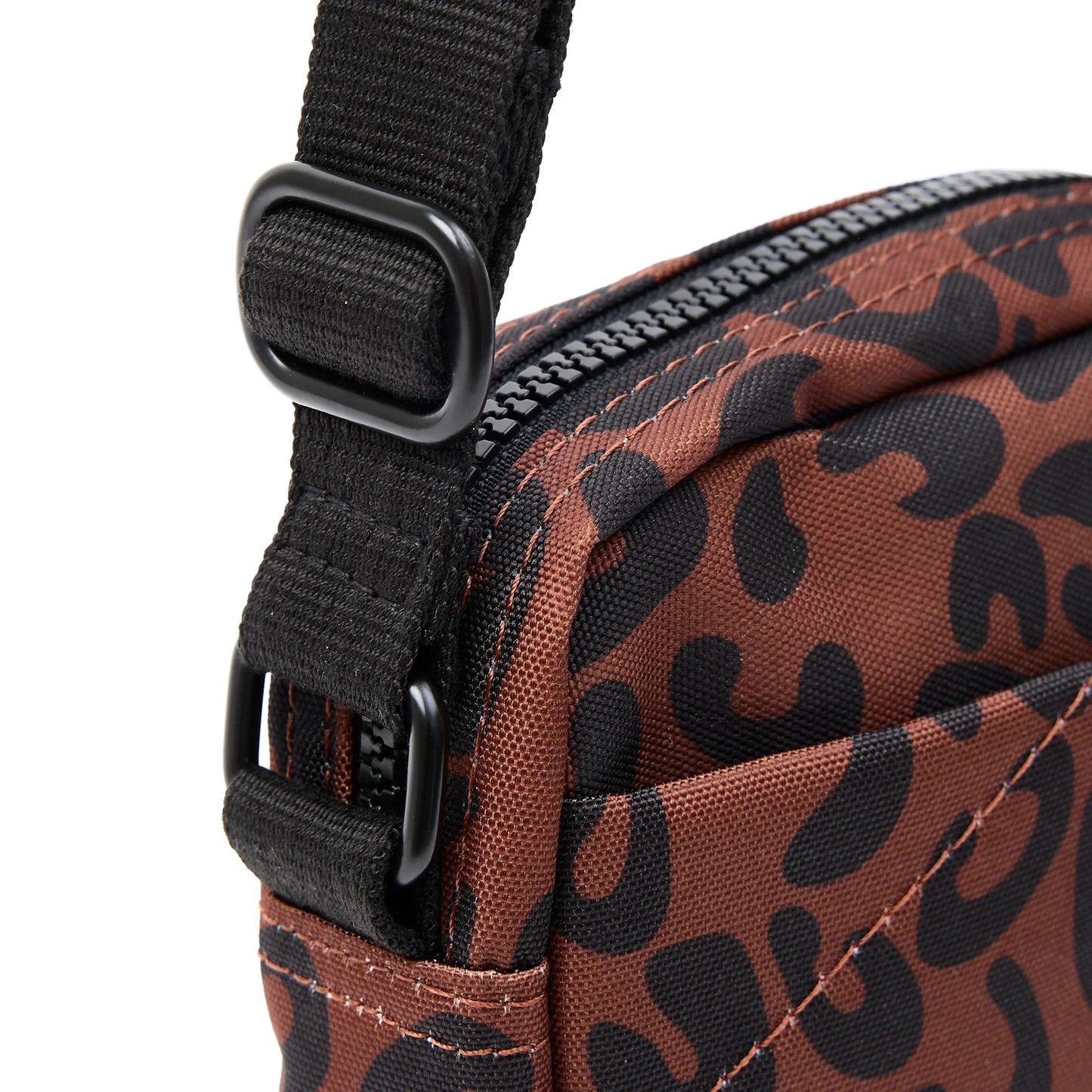 Bond Pocket Crossbody Bag In Scarlet Leopard