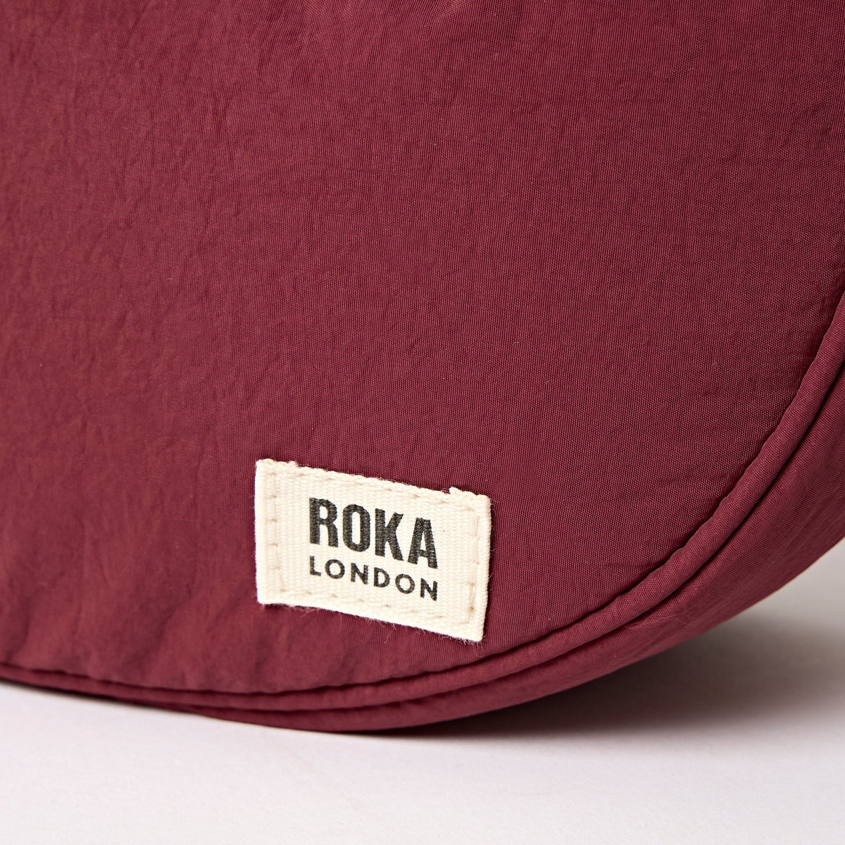 Farringdon Half Moon Bag In Bordeaux