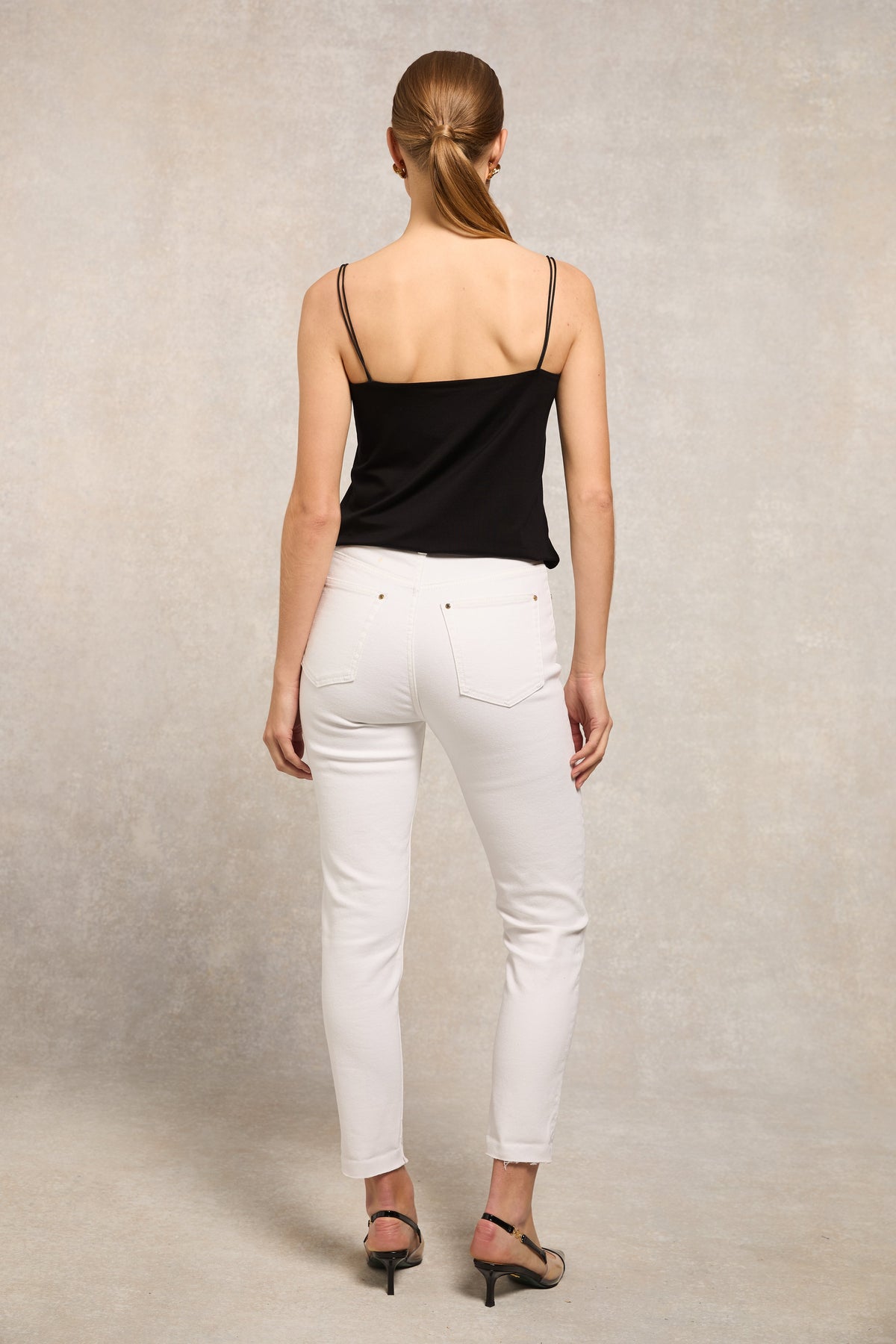 High Rise Slim Jean