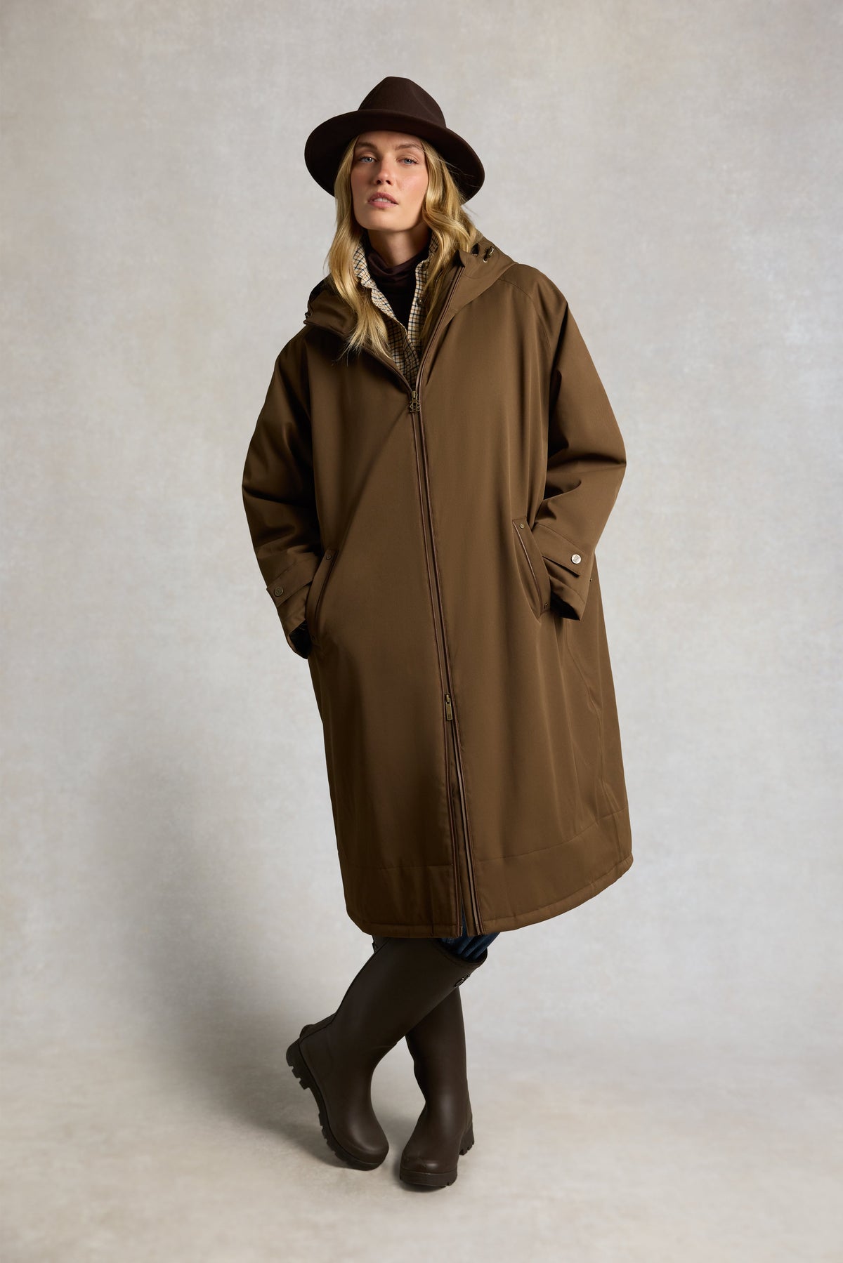 One-Size Waterproof Coat - Chestnut