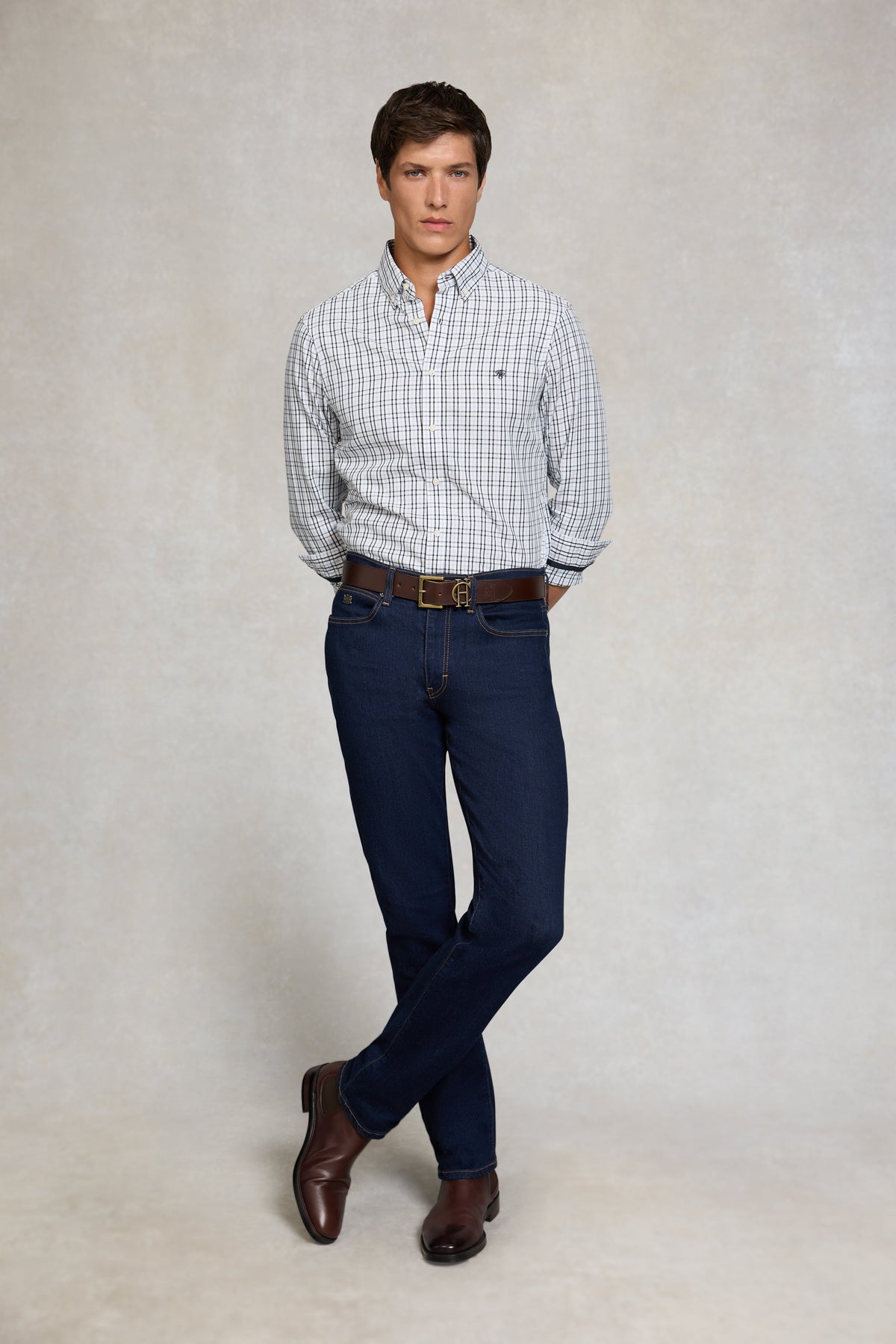 Men's Classic Woven Button Down Shirt