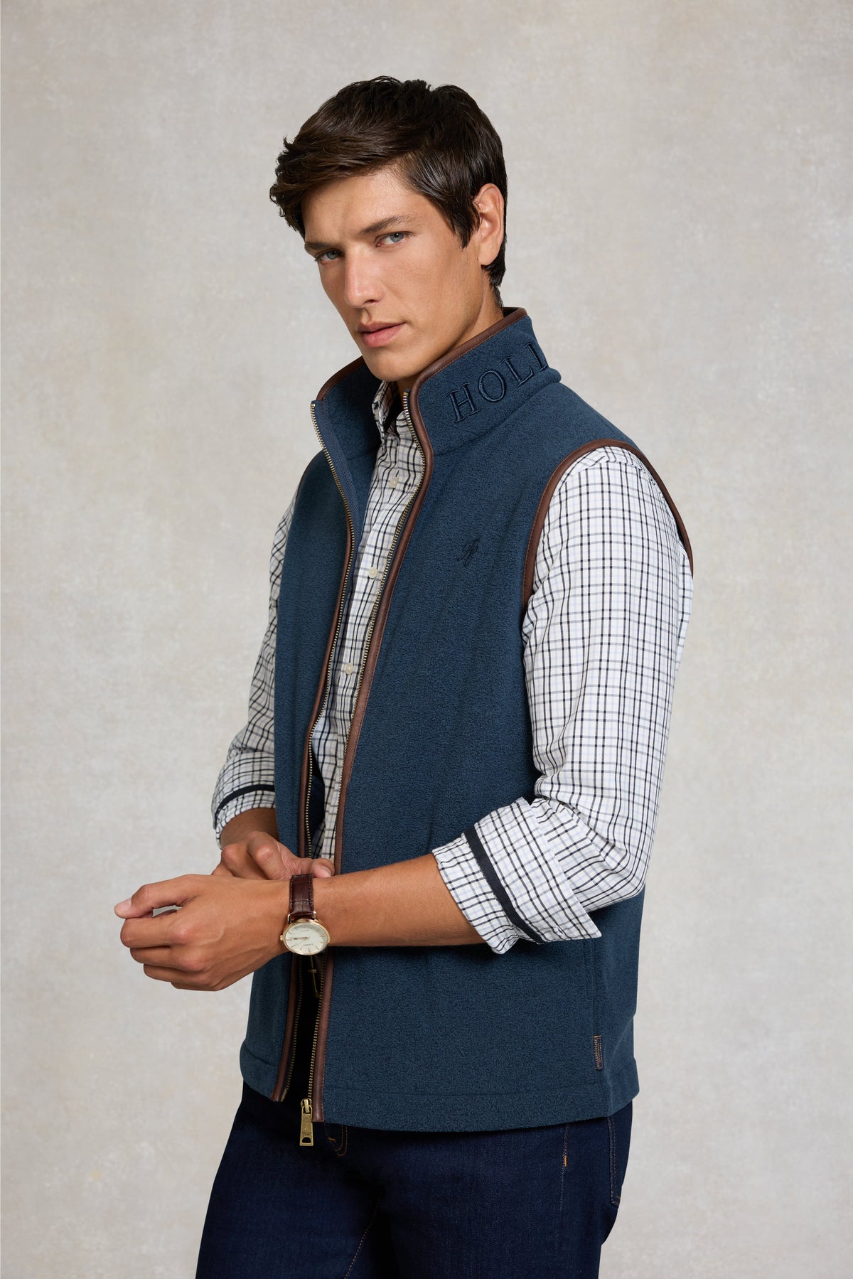Men's Classic Woven Button Down Shirt