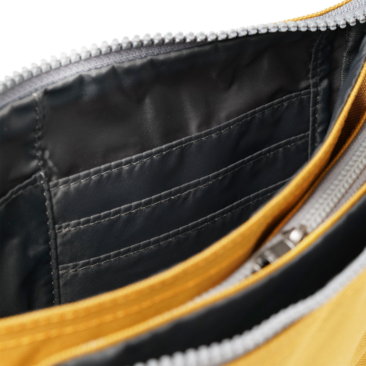 Carnaby Crossbody Xl Flax Recycled Canvas