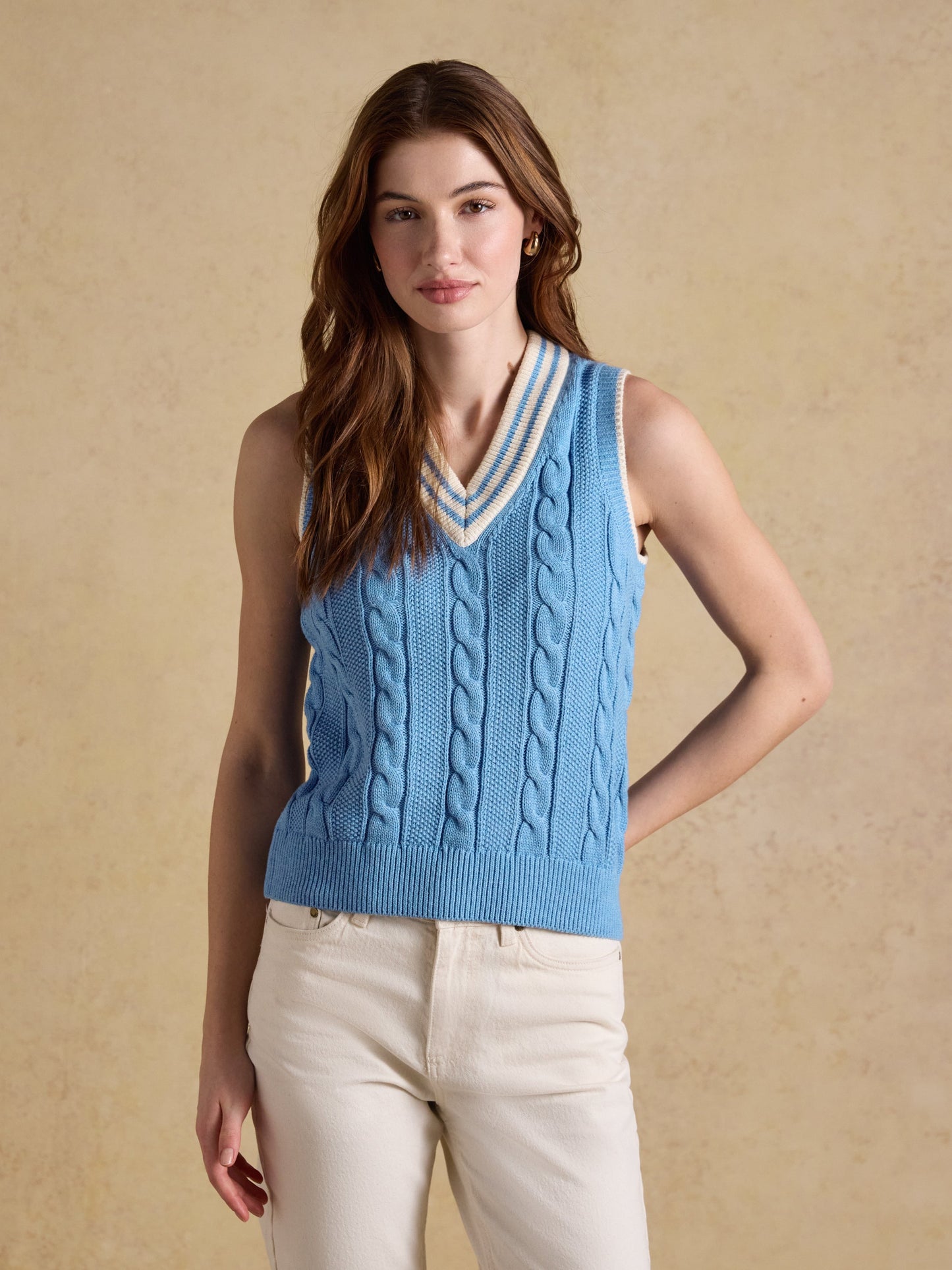 Deuce Sleeveless Knitted Top
