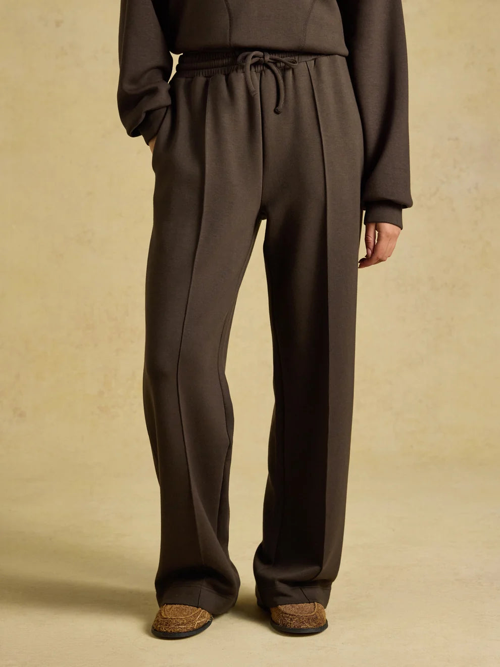 Luxe Club Wide Leg Jogger