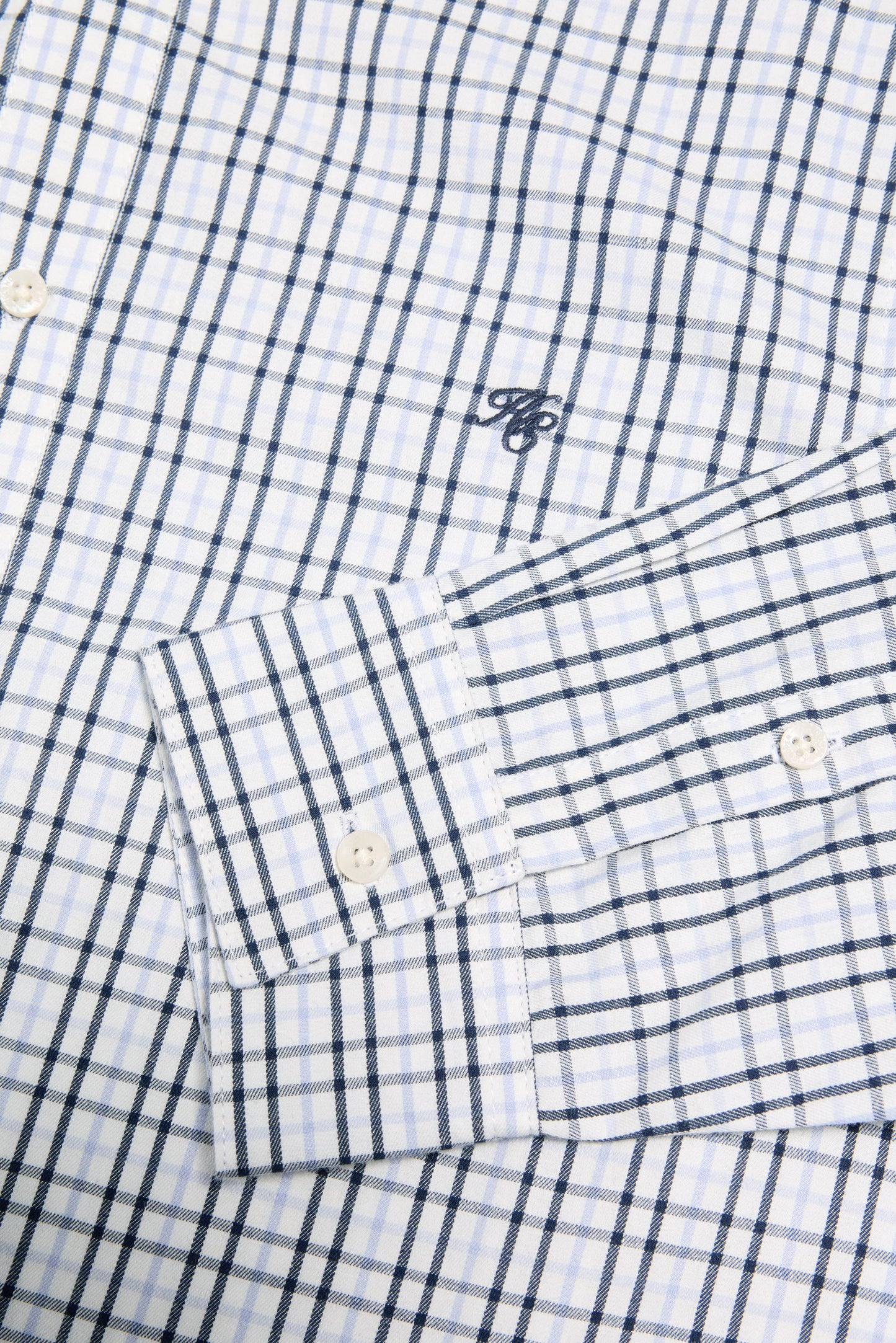Men's Classic Woven Button Down Shirt