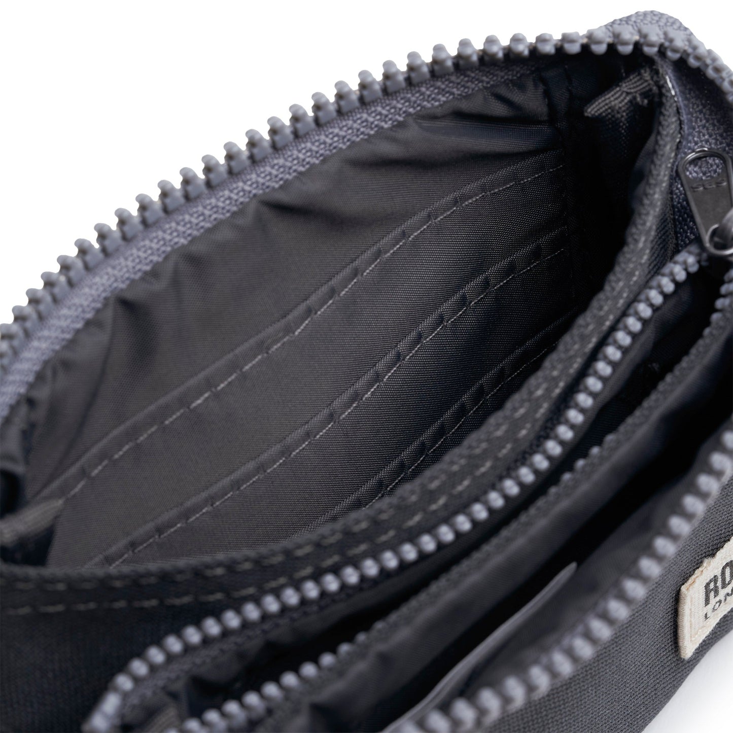 Carnaby Small Wallet In Faded Black