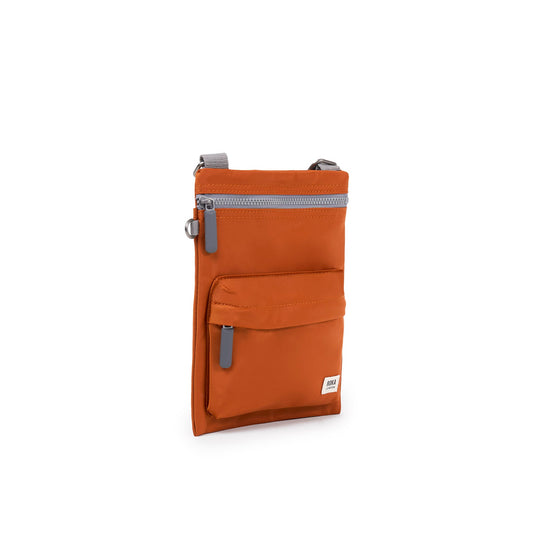 Chelsea B Medium Crossbody Bag In Bran