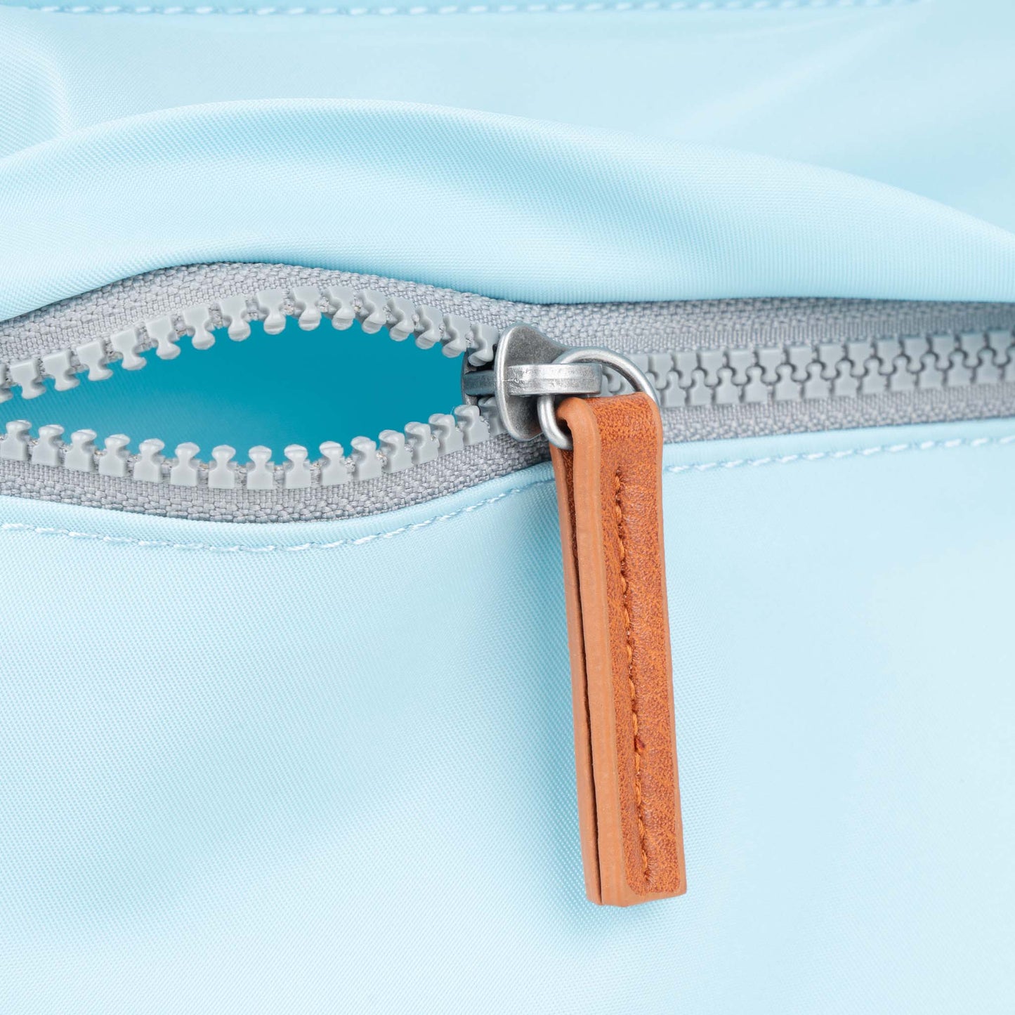 Kennington Crossbody In Canal Nylon