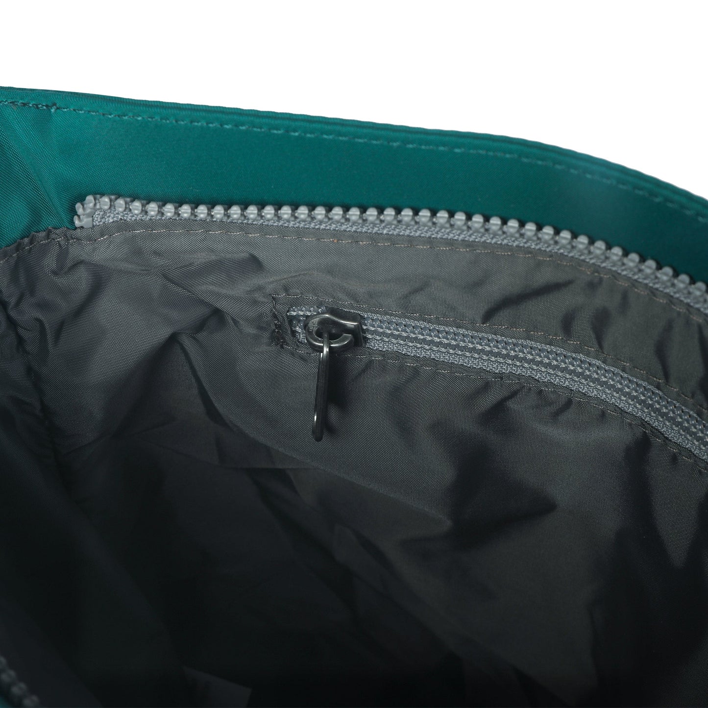 Kennington Crossbody In Teal Nylon