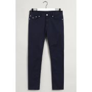 Hayes Slim Fit Retro Shield Jeans